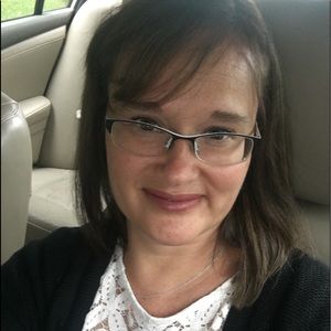 Meet your Posher, Leslie